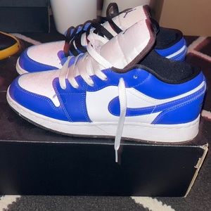 Jordan 1 low game royal
